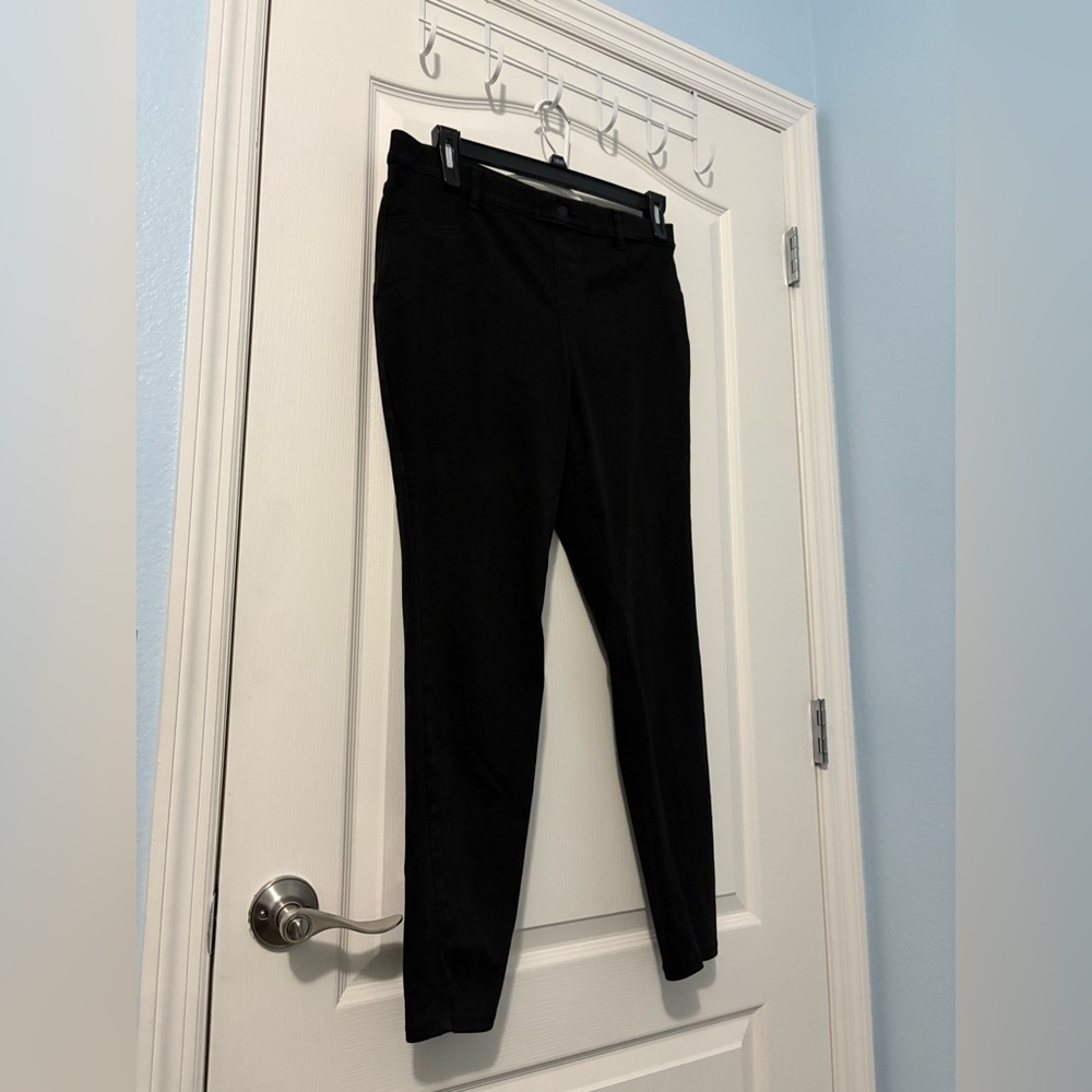 Time and Tru Black Pants